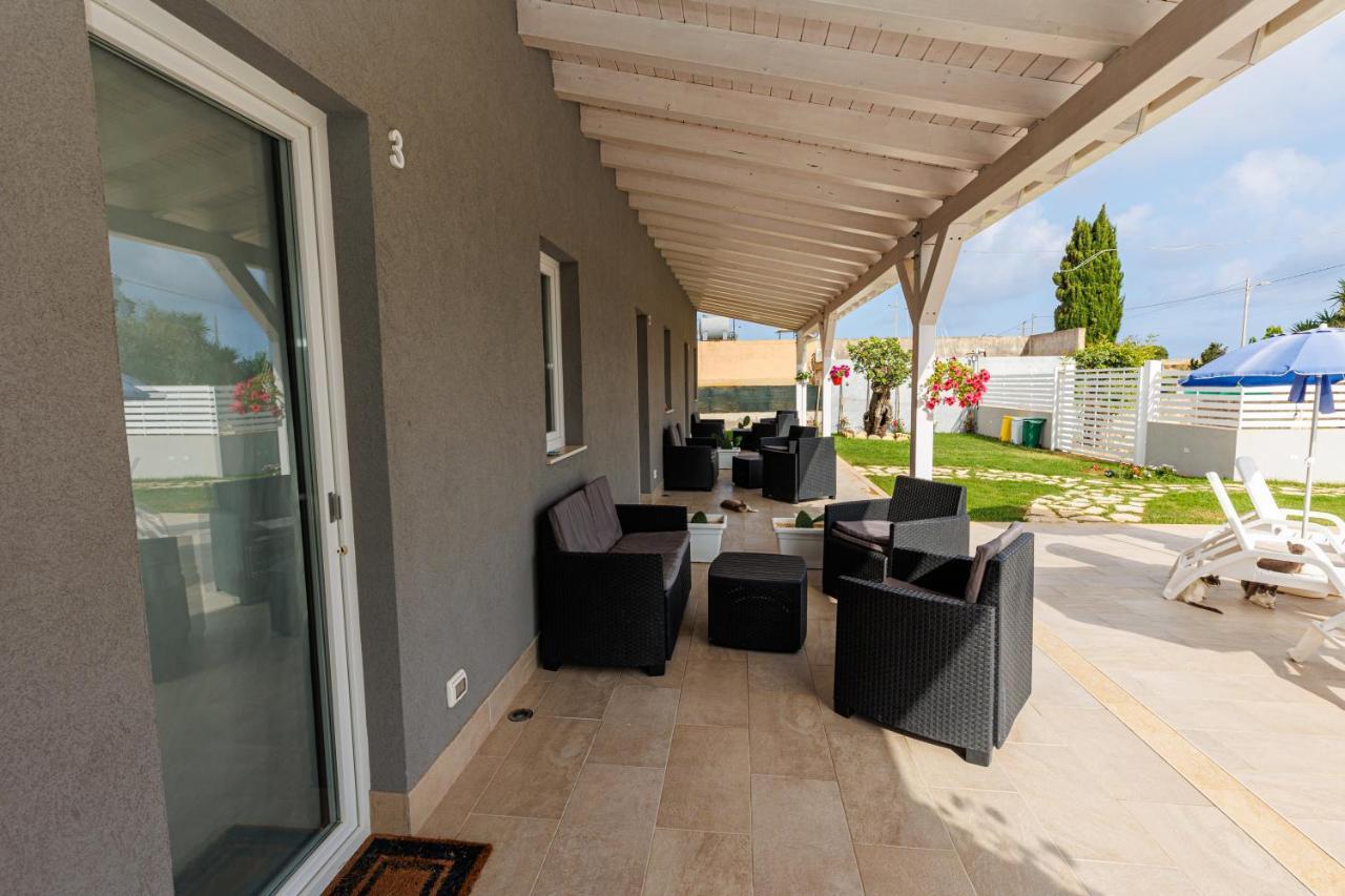 Perladelmare Aparthotel Avola Exterior foto