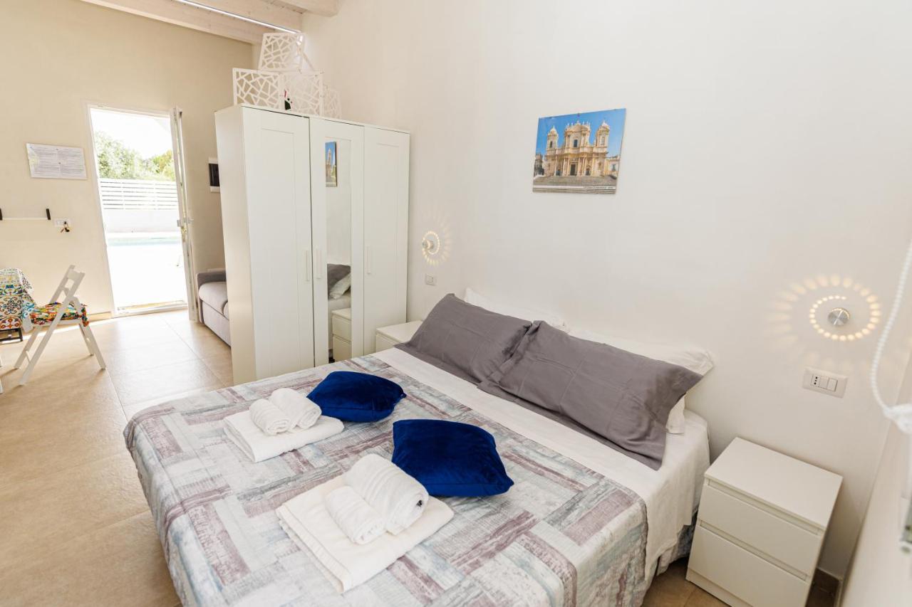 Perladelmare Aparthotel Avola Exterior foto